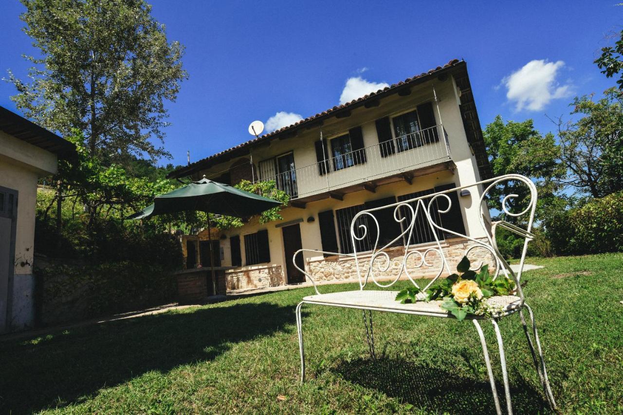 Apartamento Cascina Flino Diano dʼAlba Exterior foto